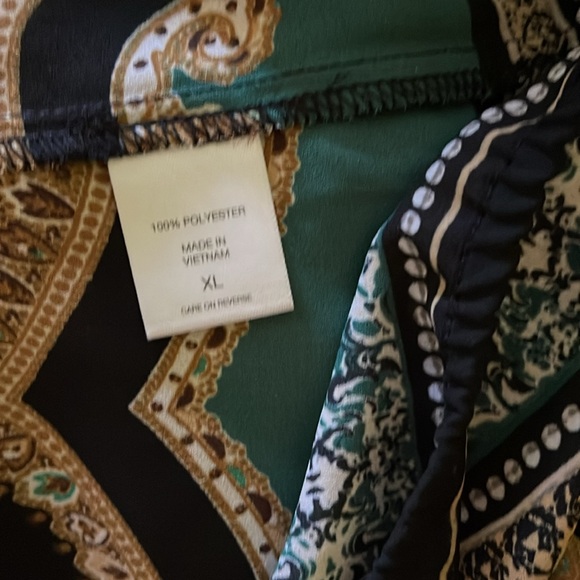 New York & Company Multicolor Romanesque Print Contemporary Flowy Blouse Size XL - Picture 7 of 7